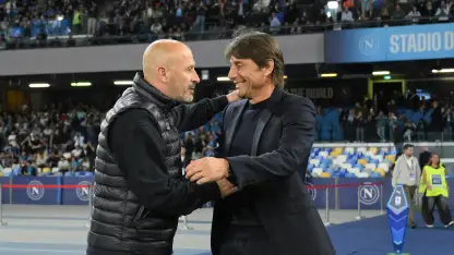 Napoli-Bologna 2-3, decide una rovesciata di Rowe