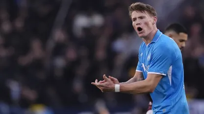 Napoli-Venezia sfida testa coda