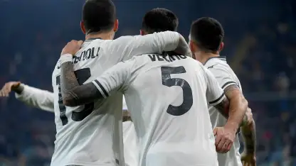 Napoli con la Lazio per scavalcare l'Inter