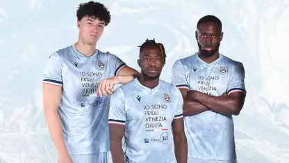 Macron e Udinese presentano la maglia away 25-26