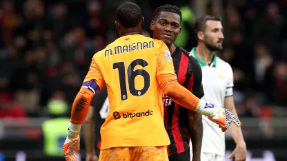 Il Milan vola con Leao e Maignan