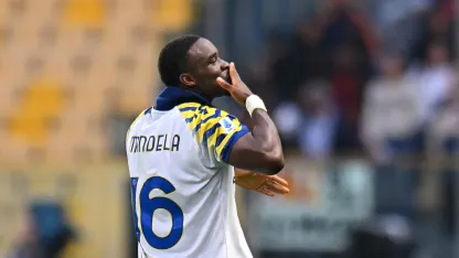 Parma and Sassuolo end their seasons with an Emilian derby