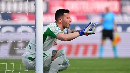 Il Verona cerca altri tre punti con il Genoa