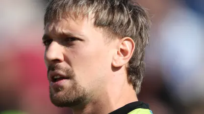 Radu denies Napoli at every turn