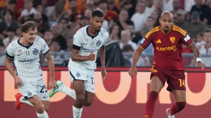 Roma-Inter 2-2, doppietta per Konè e Lautaro Martinez
