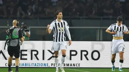 Vlahović chiude la stagione con una doppietta