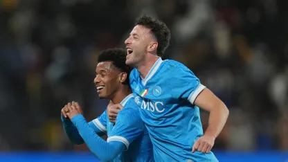 GOAL OF THE DAY | Il gol di Neres in Slow Motion