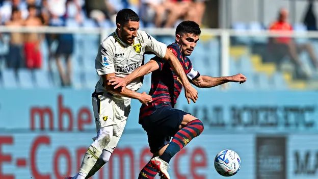 Genoa vs Frosinone highlights
