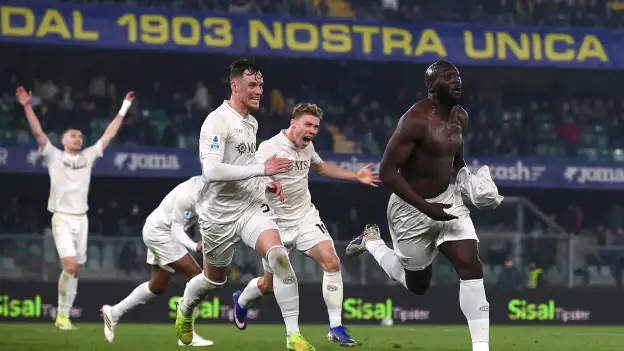 Verona vs Napoli highlights