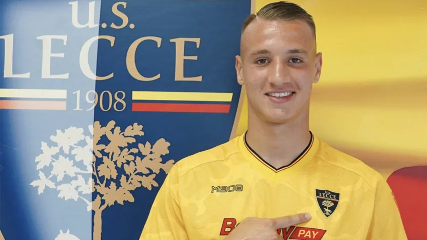 c7274ea7-948e-4dbd-b6d9-5ed99fef631e