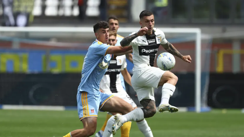 Como 1907 v Parma Calcio 1913 - Serie A