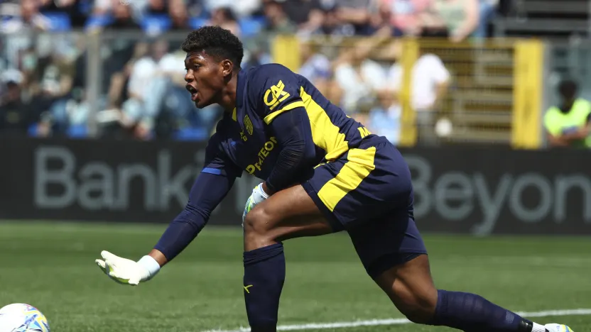Como 1907 v Parma Calcio 1913 - Serie A