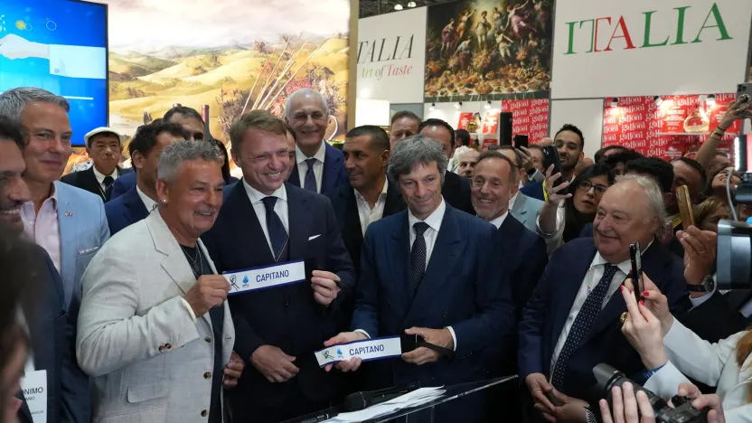 5e256231-6792-4720-9ac5-23a997d6efa5