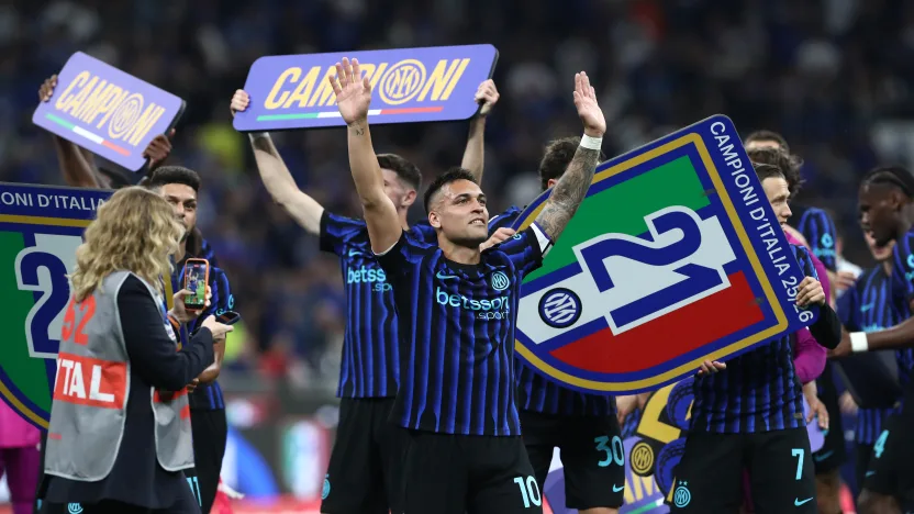 FC Internazionale v Parma Calcio 1913 - Serie A