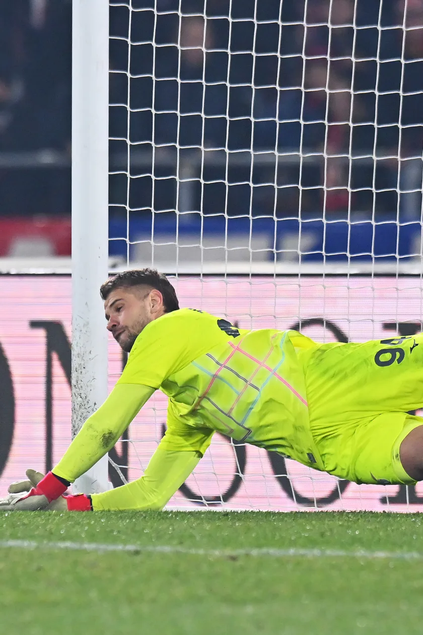 Serie completa dei calci di rigore di Bologna-Lazio