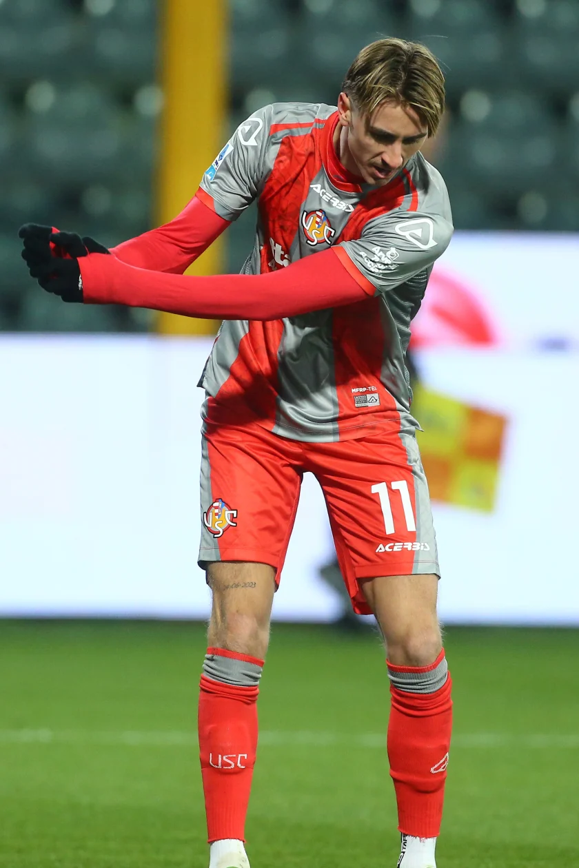 10 SCATTI DALLA 19ª GIORNATA