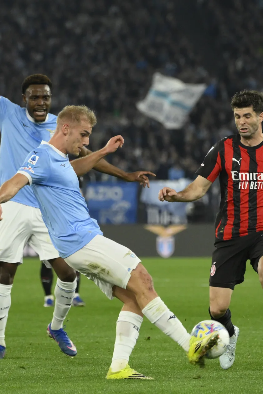 Lazio-Milan 1-0, Isaksen frena la rincorsa rossonera