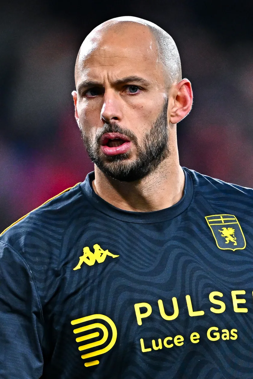 Genoa-Cagliari, tre punti per scappare dal basso 