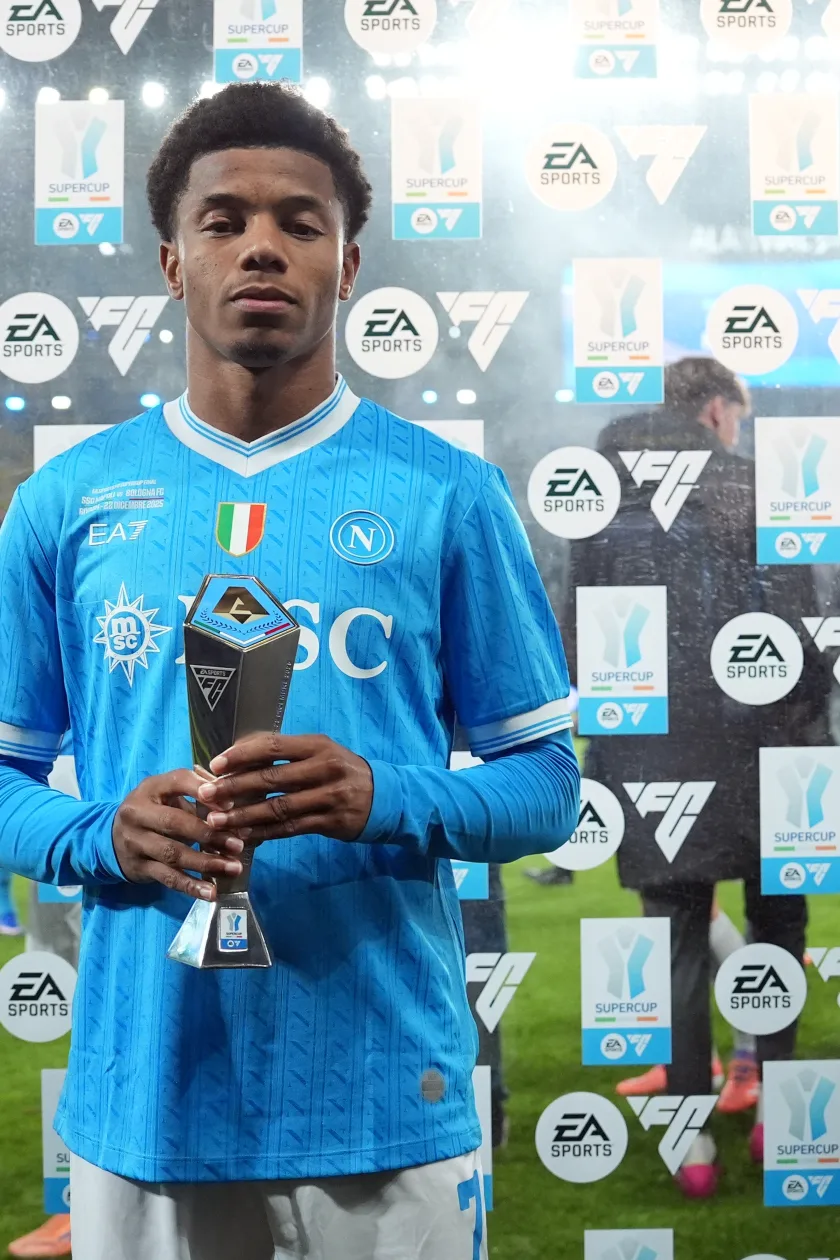 DAVID NERES VINCE L`EA SPORTS FC PLAYER OF THE MATCH