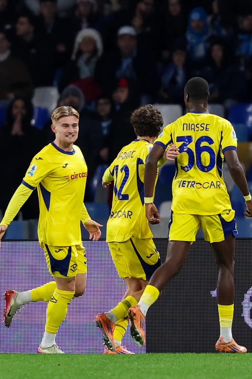 Le immagini di Napoli-Hellas Verona