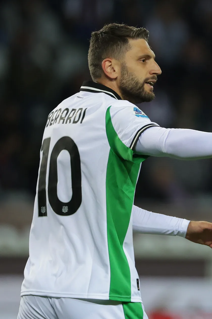 Lecce con il Sassuolo per restare davanti alla Cremonese