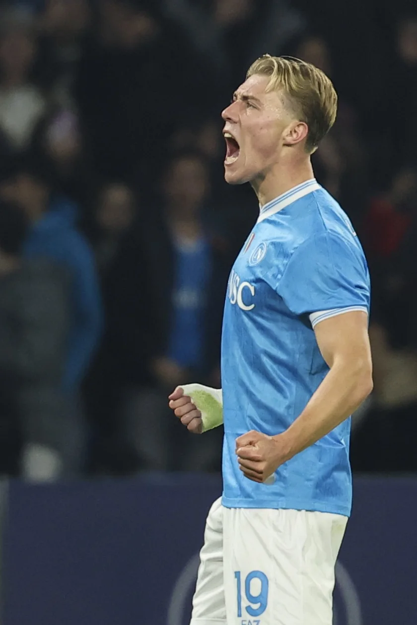 Rasmus Hojlund Rising Star Of The Month di Dicembre