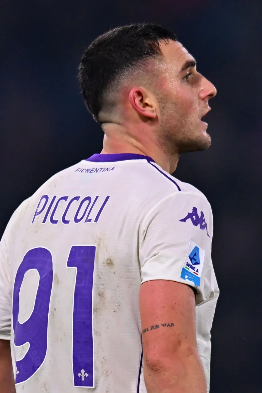 Fiorentina vs. Cagliari, relegation battle