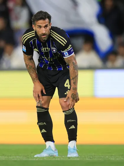 Il Napoli cerca di blindare la Champions contro il Pisa