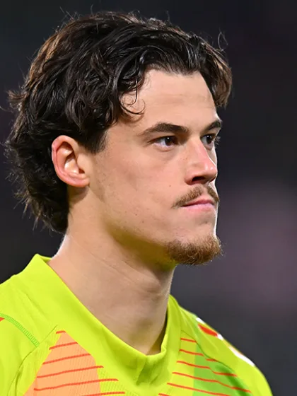 Roma take on Cagliari at 16:00 CET