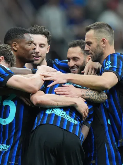 Inter-Cagliari 3-0, sprint dei nerazzurri verso lo scudetto
