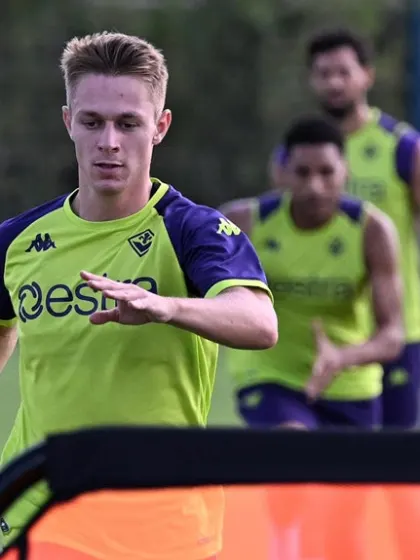 Nicolussi Caviglia, le prime parole da Viola