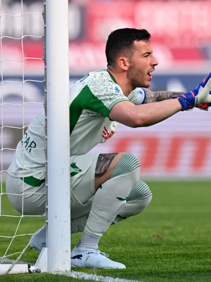 Il Verona cerca altri tre punti con il Genoa