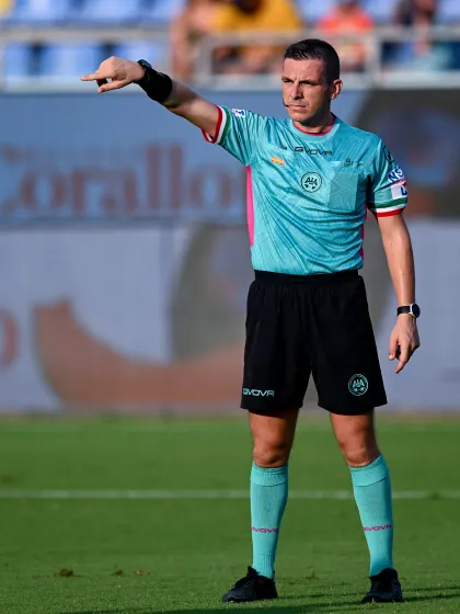 The referees for the Round of 32