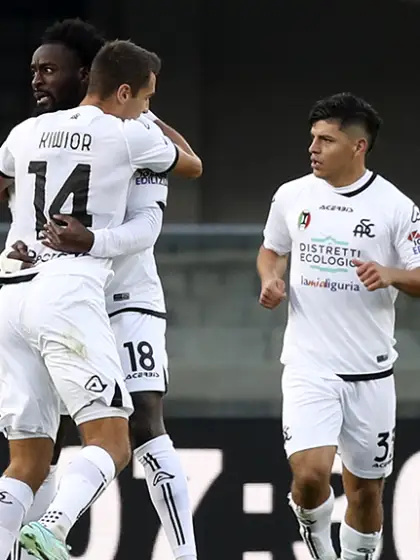 FUORI DALLA ZONA ROSSA