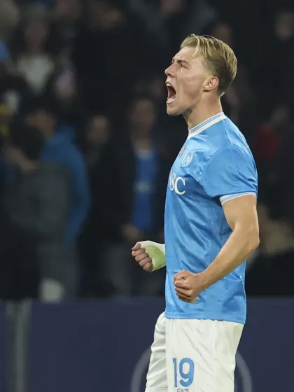 Rasmus Hojlund Rising Star Of The Month di Dicembre