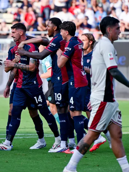 Parma, Cagliari, Monza e Fiorentina volano ai sedicesimi
