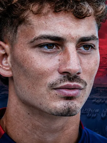 Sebastiano Esposito e Cagliari protagonisti di "Campioni del Made in Italy"