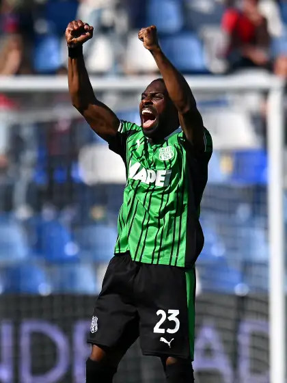 Sassuolo-Cagliari 2-1, i neroverdi vincono in rimonta