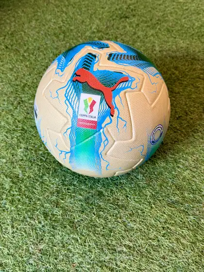 Ottieni i palloni dei gol della Finale con Bazr