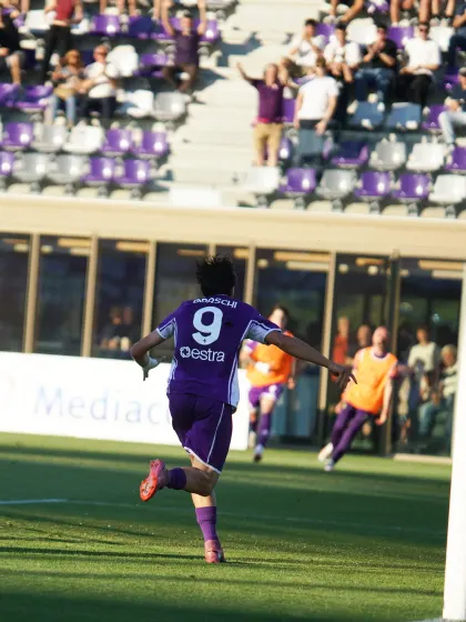 Fiorentina-Bologna 2-0, viola in Finale