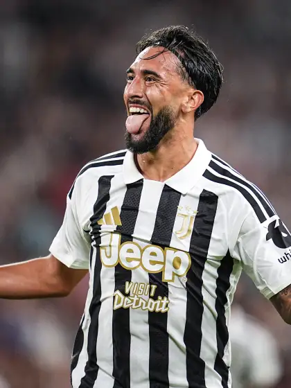 Juventus-Parma 2-0, bianconeri a punteggio pieno senza subire gol