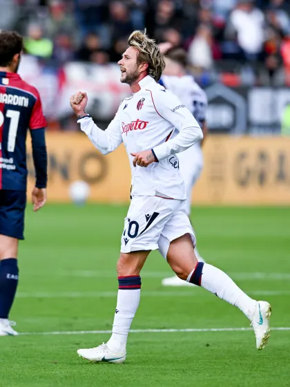Cagliari-Bologna 0-2, a segno Casale e Bernardeschi